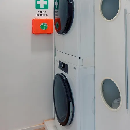 Lucky Centro E Parcheggio Gratuito דירה *